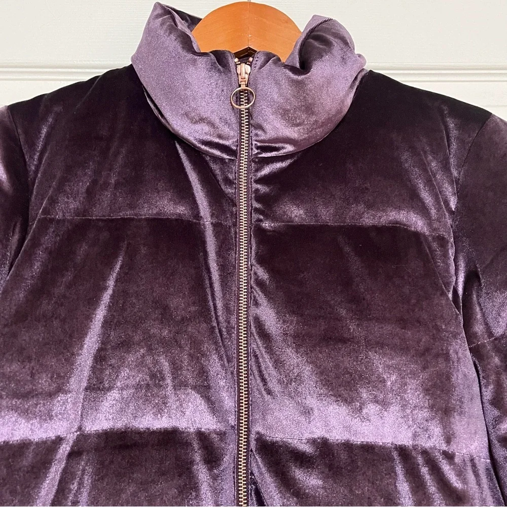 SWEATY BETTY Velvet Puffer Jacket Purple Gold Zipper Shimmer Pockets Size Small - Picture 5 of 14